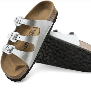 LIGHTLY WORN BIRKENSTOCKS SIZE 7.5 / 38